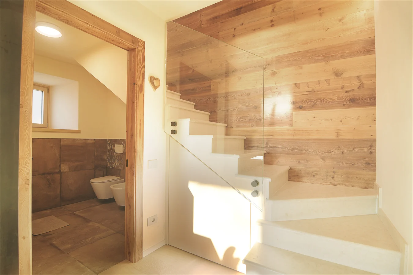 042-bathroom-holiday-home-malcesine-lake-garda.webp