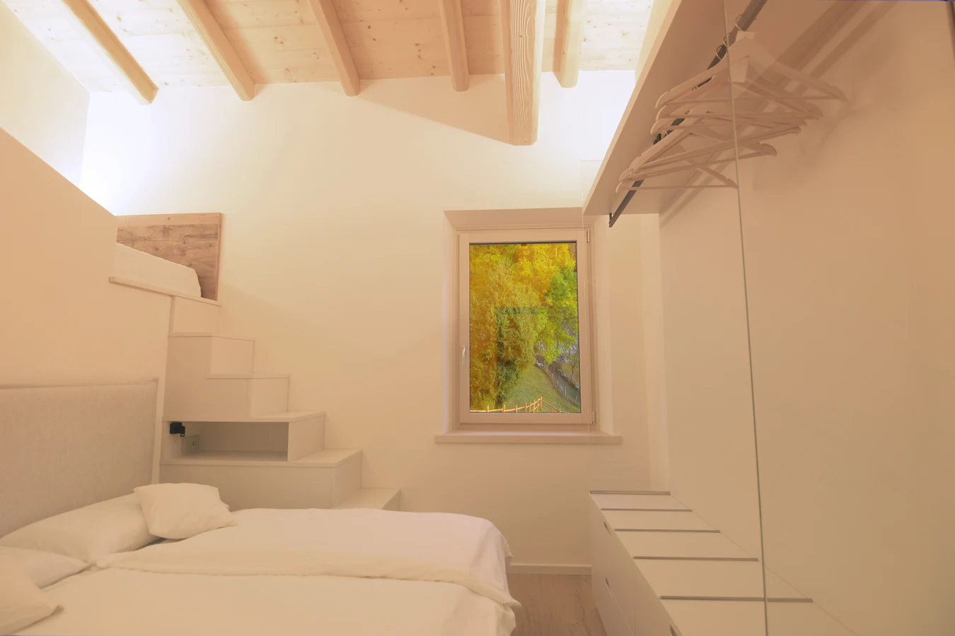 081-bedroom-holiday-home-malcesine.webp
